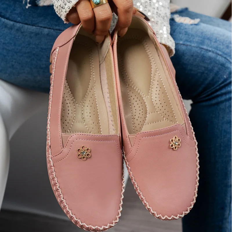Comfortable Women's Loafers Laser Stitch Detail Flat Shoes Casual Comfortable Slip On Classic Trendy Streetwear