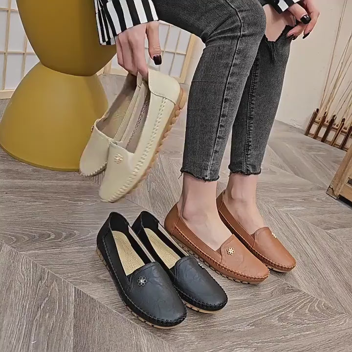 Comfortable Women's Loafers Laser Stitch Detail Flat Shoes Casual Comfortable Slip On Classic Trendy Streetwear